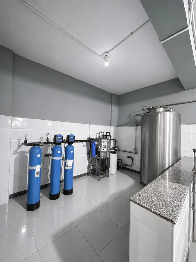 Reverse-osmosis water stations in the Chematex plant